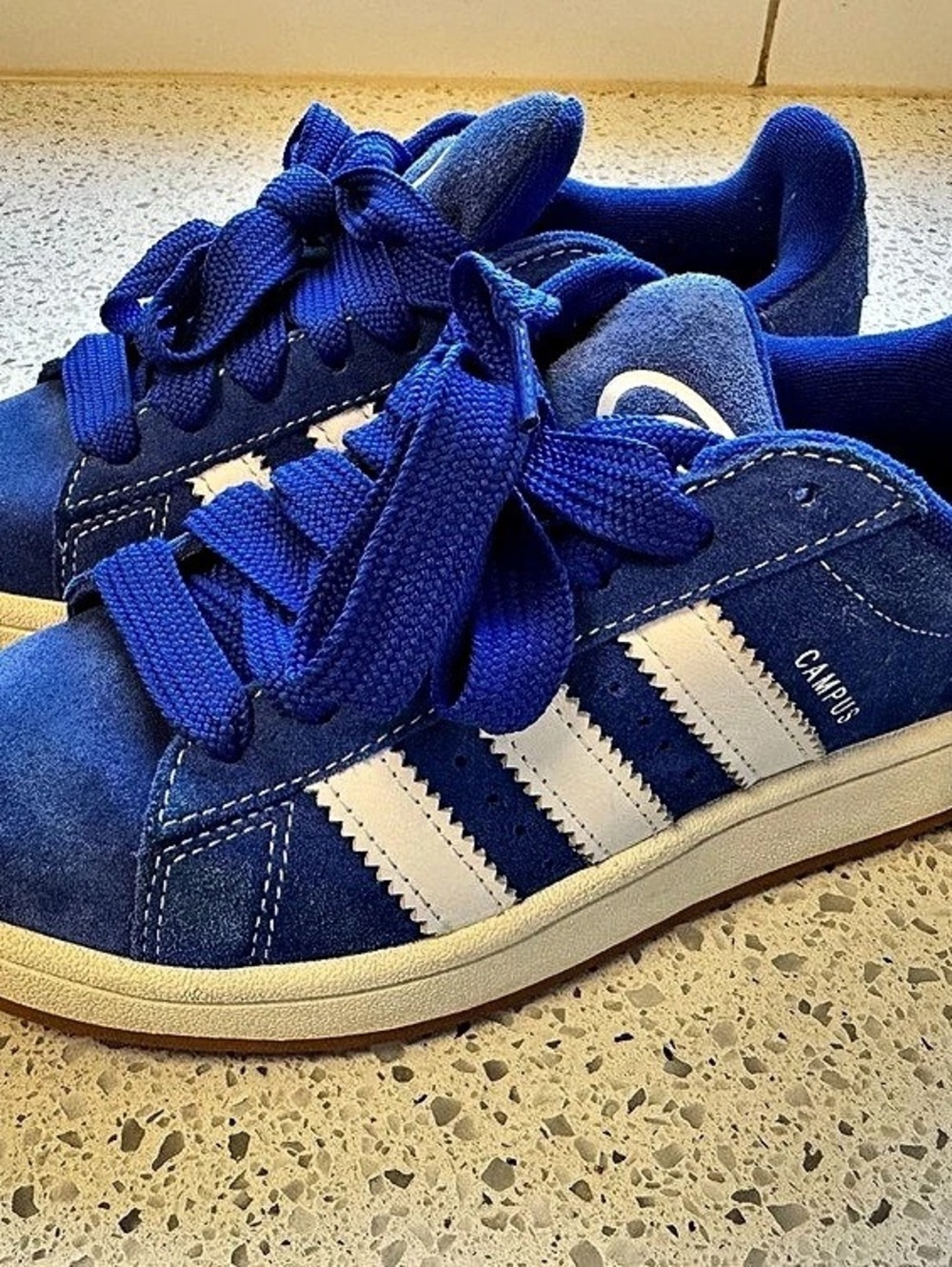adidas Campus 00s Blue & White Sneakers US 5